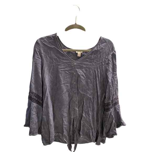 Front tie long sleeve blouse - Picture 1 of 4